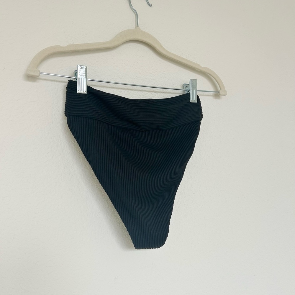 NWT Tularosa Lexi Top & High Waist Bottom Bikini Set in Black - Picture 5 of 9